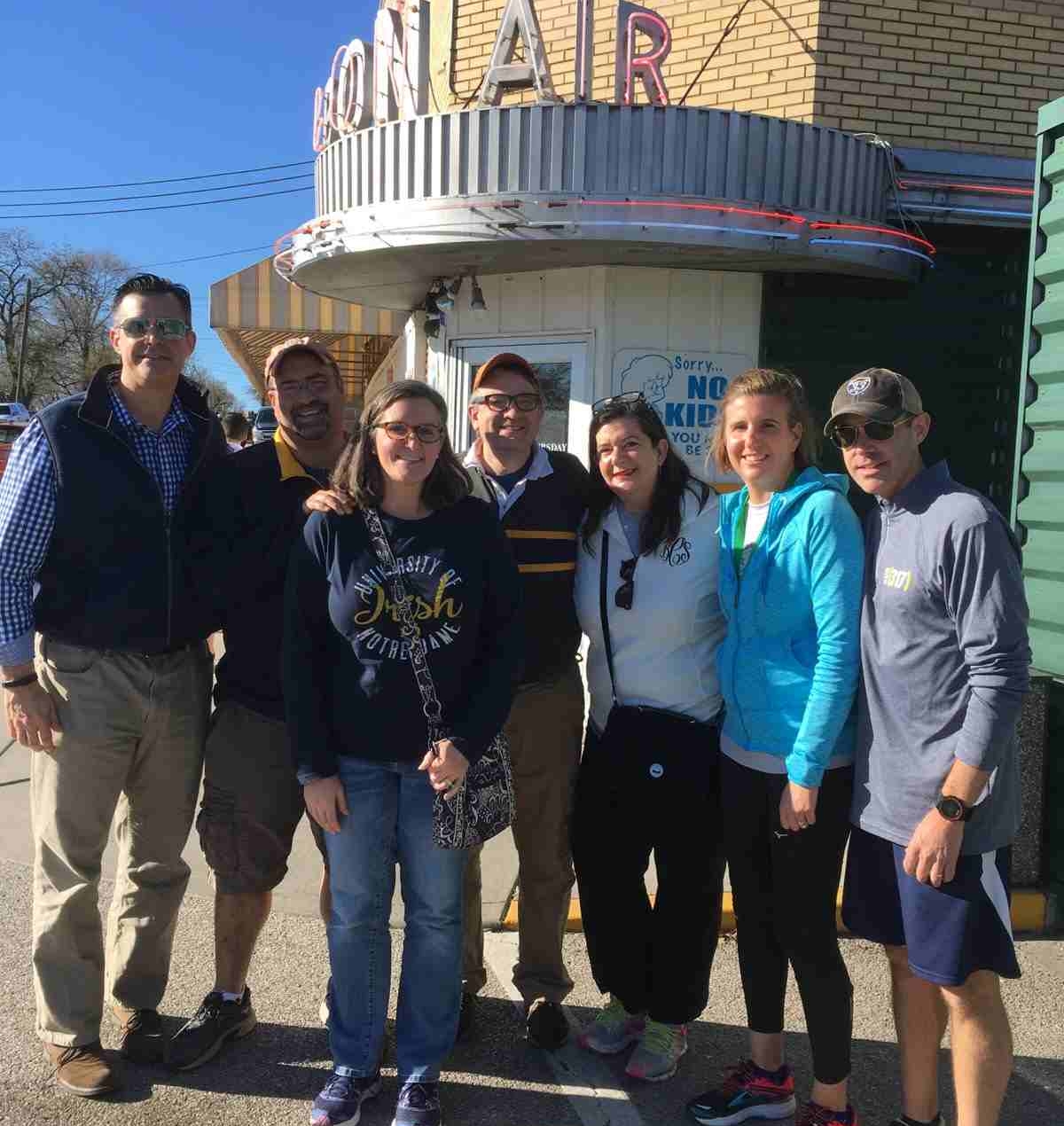 2017-11-25 Sages outside Fast Eddies.jpg